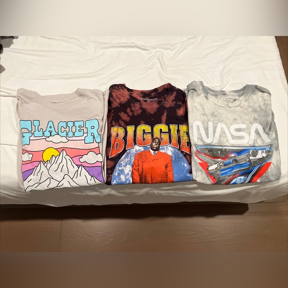 Vintage Graphic Tees for cheap! - Picture 1 of 4